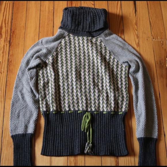 Anthropologie Sweaters - Anthropologie Sparrow cowl neck sweater